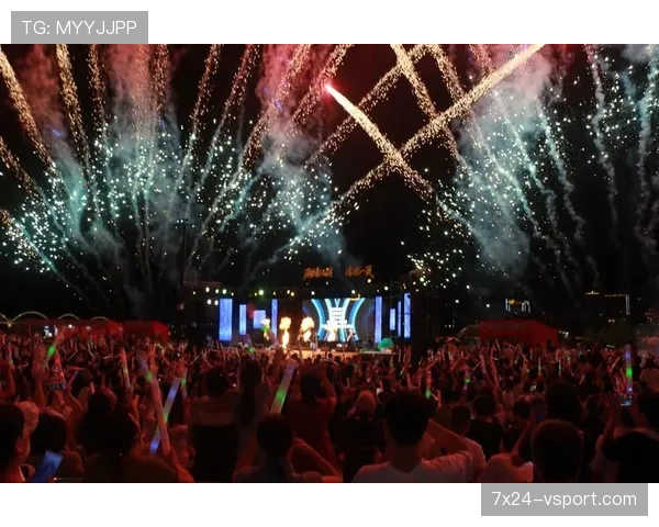 娜奥米大阪今天穿得像去摇滚演唱会，谁能想到球场上她那么钢铁呢？